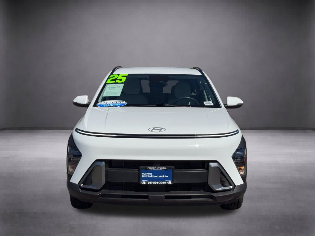 Certified 2025 Hyundai Kona SEL FWD image 3