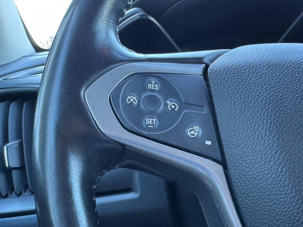 Used 2021 Chevrolet Colorado Z71 AWD/4WD image 19