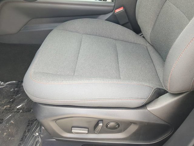 Used 2025 Ford Explorer Active RWD image 18