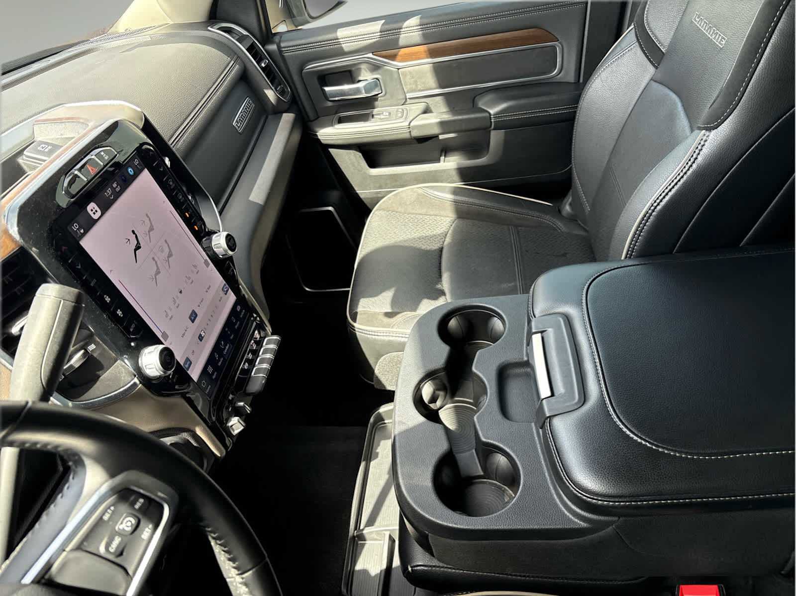 Used 2024 RAM 2500 Laramie image 23