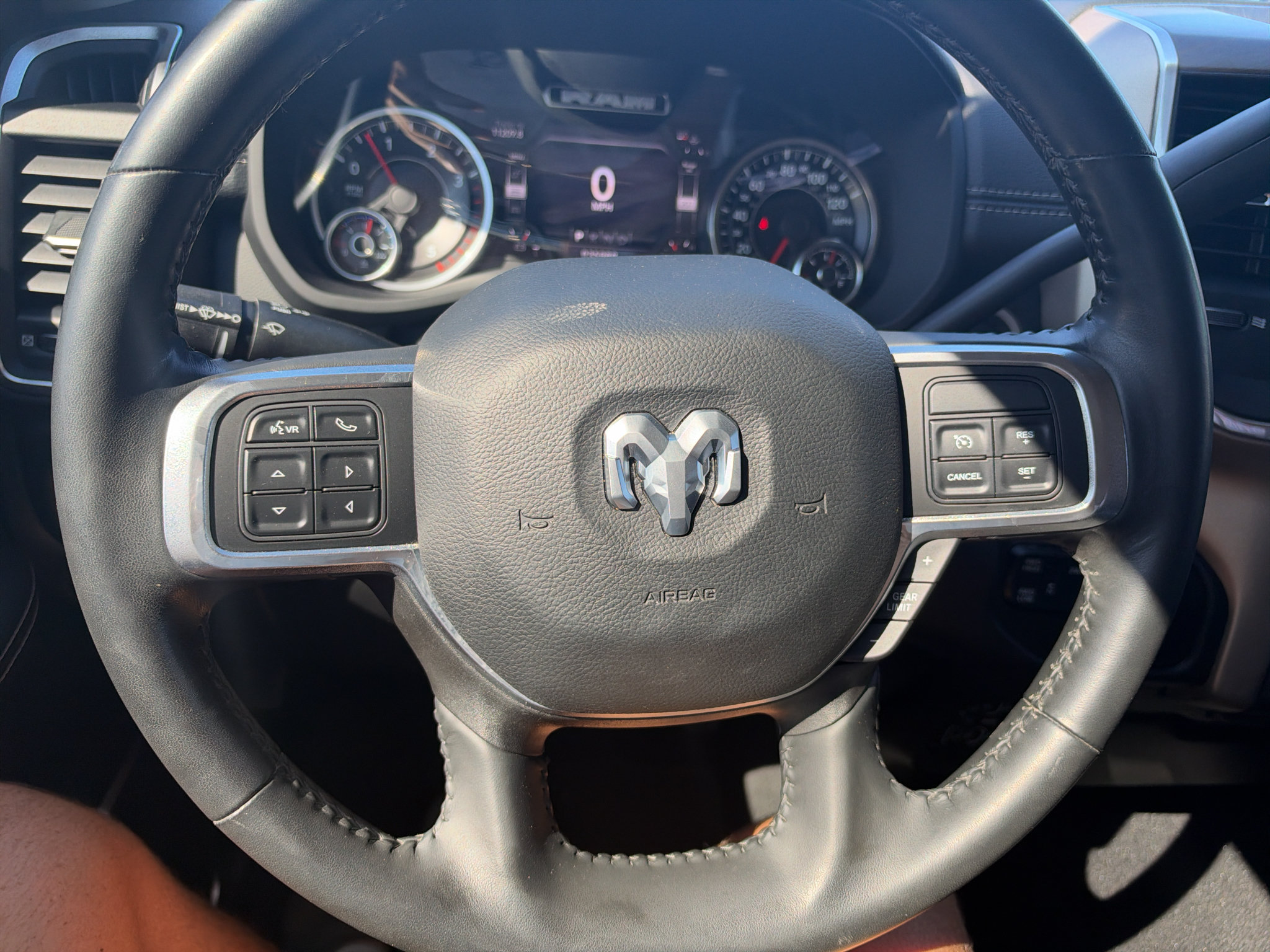 Used 2022 RAM 2500 Laramie AWD/4WD image 25