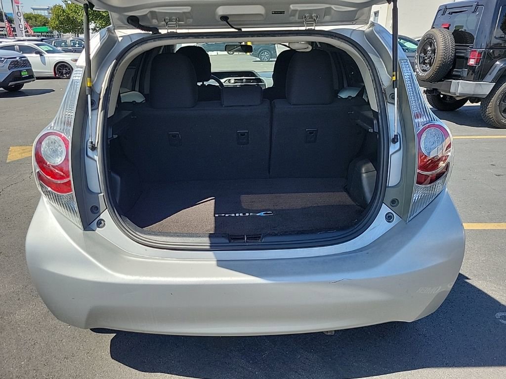 Used 2012 Toyota Prius C Two image 11