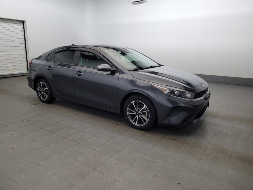 Used 2022 Kia Forte LXS w/ LXS Technology Package FWD image 11