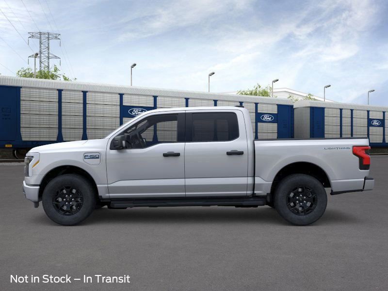 New 2025 Ford F150 Lightning XLT image 3