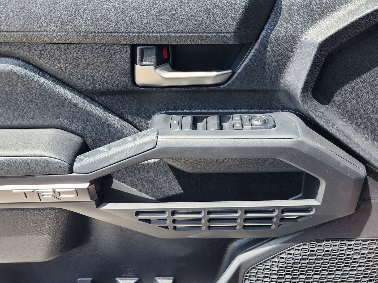 New 2025 Toyota Tacoma TRD Off-Road w/ TRD Off Road Premium Package image 19