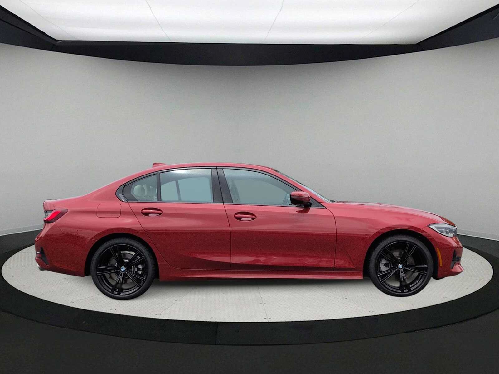 Used 2022 BMW 330i xDrive Sedan w/ Driving Assistance Package AWD/4WD image 9