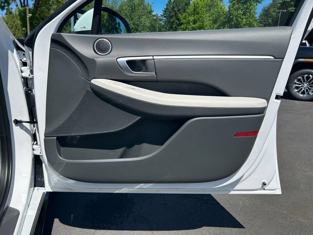 New 2025 Hyundai Sonata SEL FWD image 26