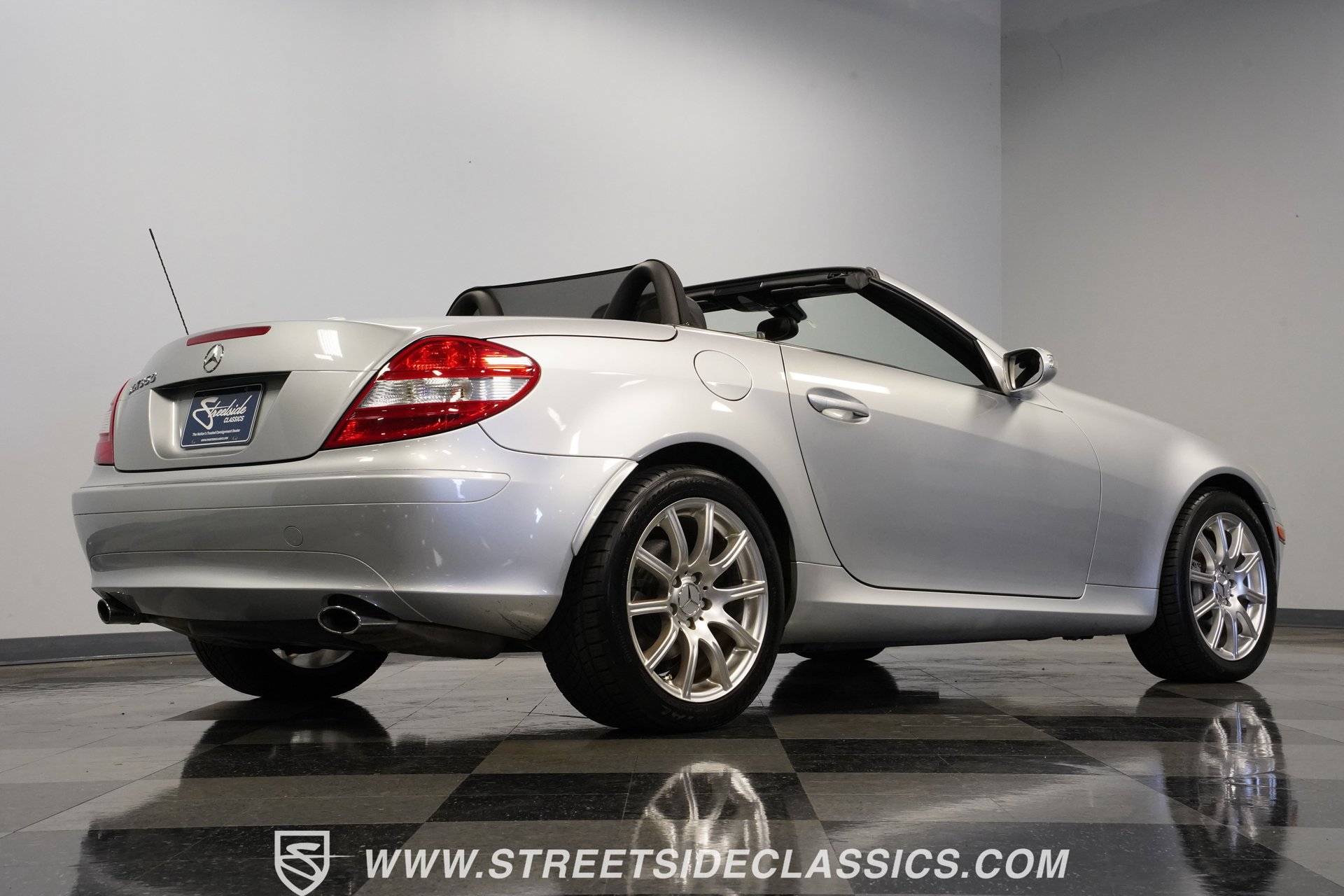 Used 2006 Mercedes-Benz SLK 350 image 27