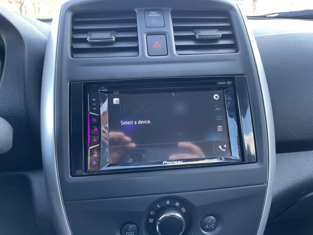 Used 2018 Nissan Versa SV image 18