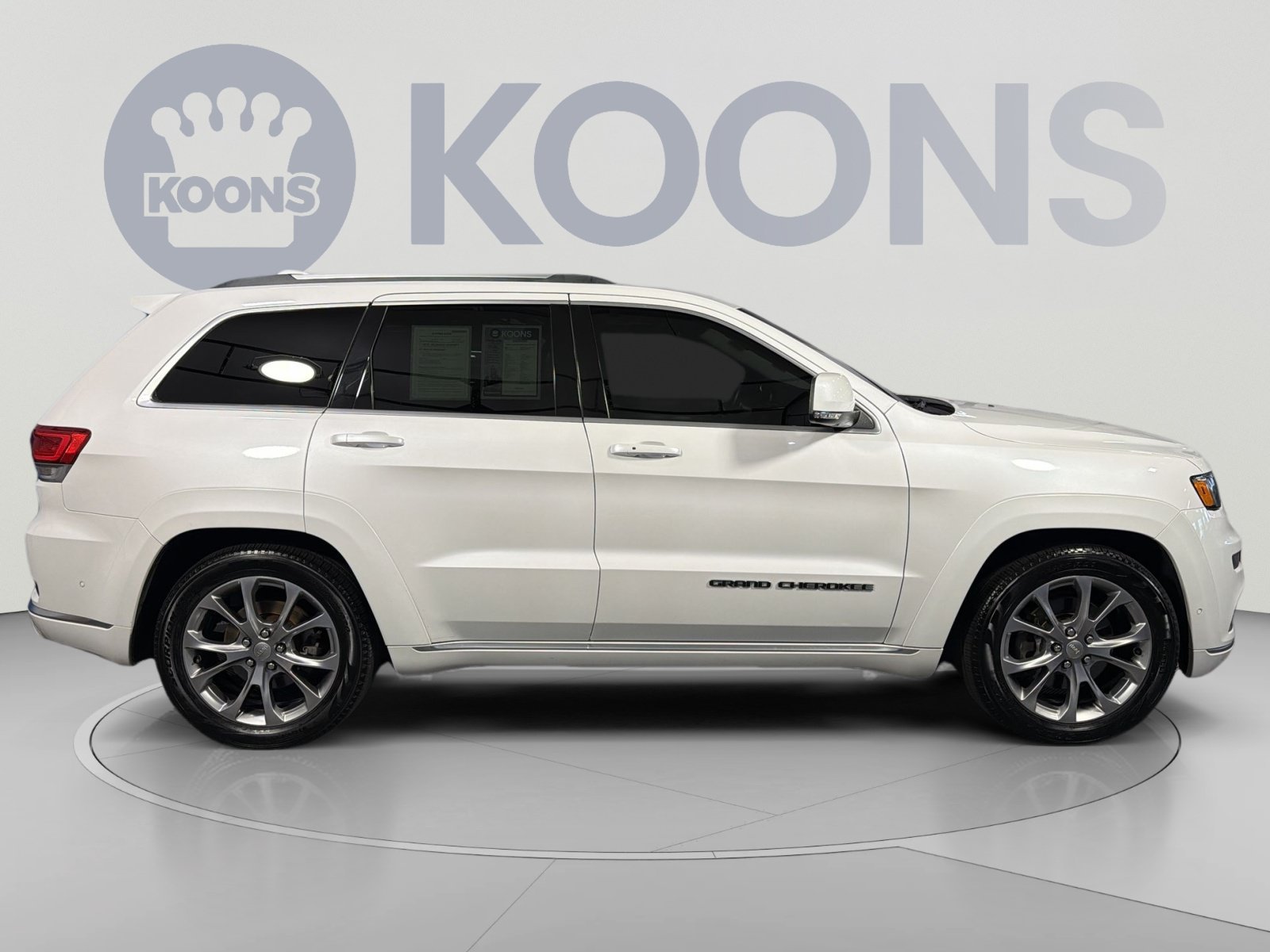 Used 2020 Jeep Grand Cherokee Summit AWD/4WD image 8