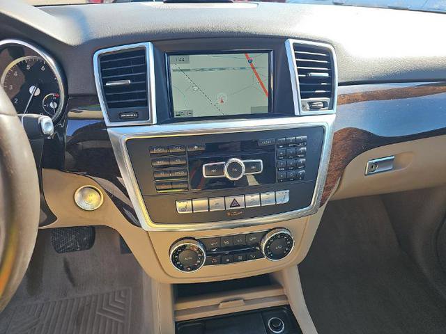 Used 2014 Mercedes-Benz ML 350 ML 350 w/ Premium 1 Package image 11