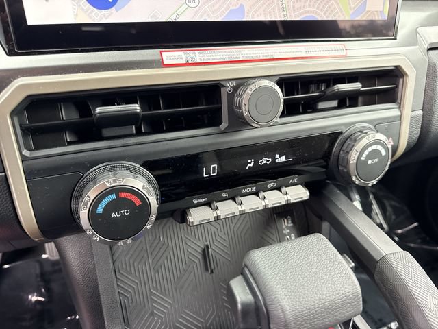 Used 2026 Toyota Tacoma TRD Off-Road AWD/4WD image 19