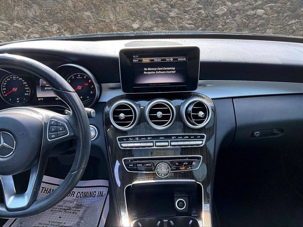 Used 2018 Mercedes-Benz C 300 4MATIC Sedan image 6