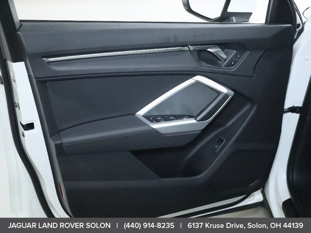 Used 2020 Audi Q3 2.0T Premium AWD/4WD image 32