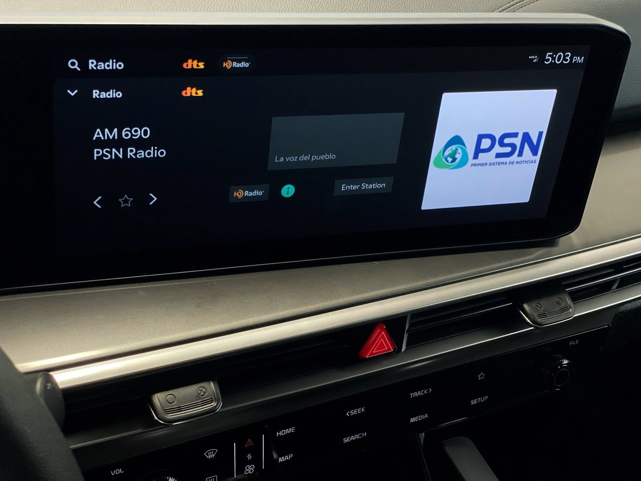 Certified 2025 Kia Sorento LX FWD image 26
