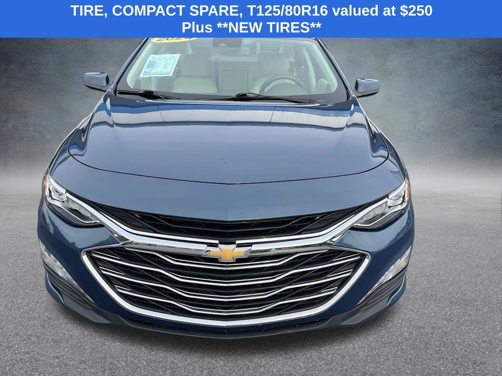 Used 2024 Chevrolet Malibu LT FWD image 2