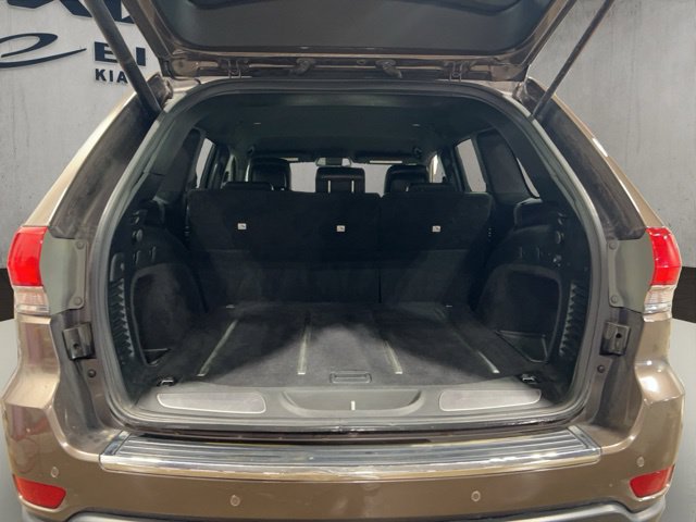 Used 2017 Jeep Grand Cherokee Limited AWD/4WD image 17