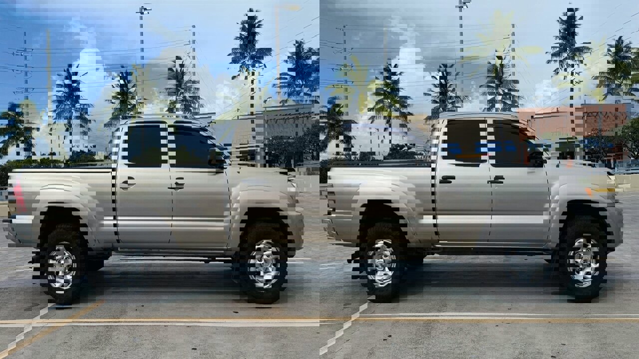 Used 2007 Toyota Tacoma PreRunner RWD image 5