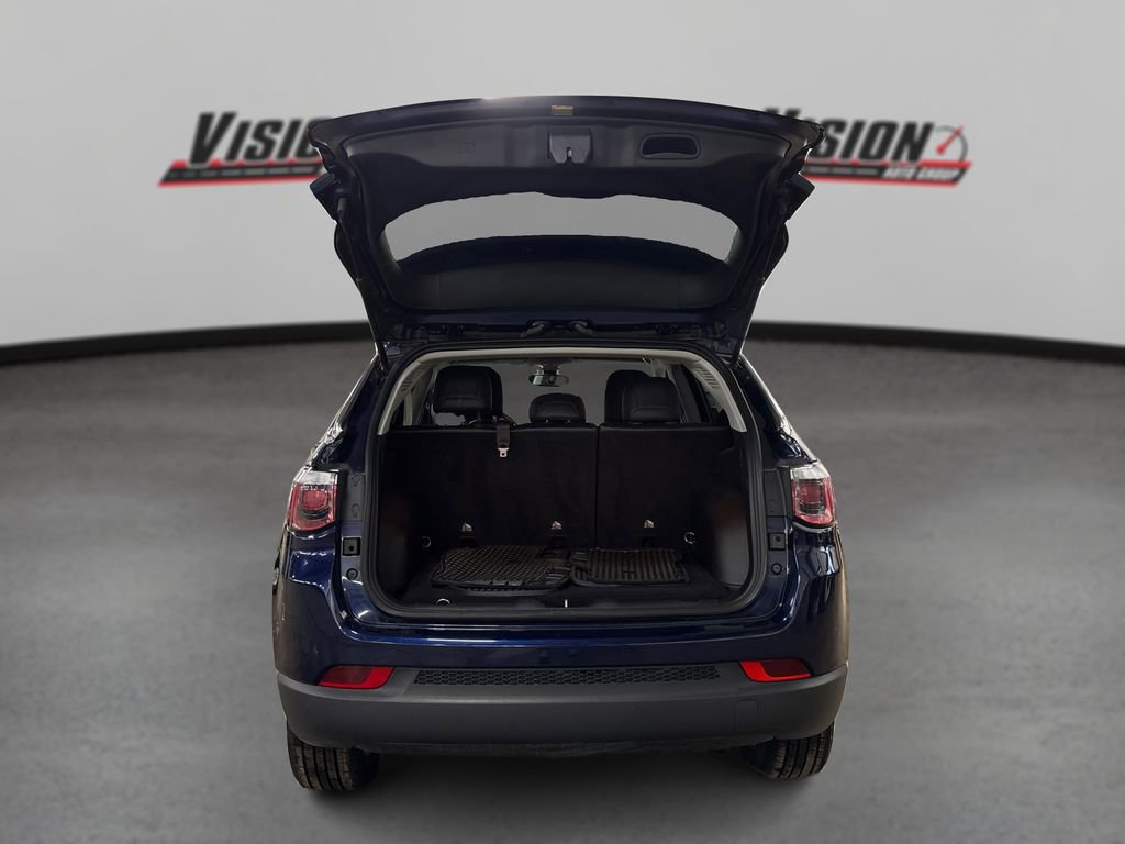 Used 2020 Jeep Compass Latitude w/ Popular Equipment Group image 11