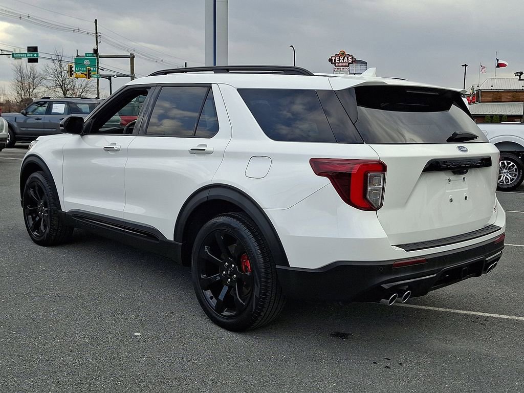 Used 2023 Ford Explorer ST w/ Equipment Group 401A image 4