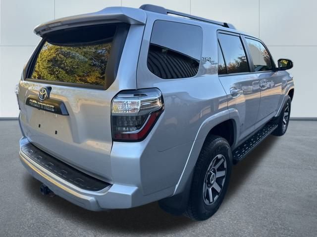 Used 2024 Toyota 4Runner TRD Off-Road image 5
