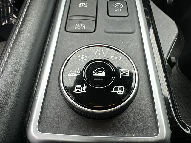 Used 2023 Nissan Pathfinder SL w/ SL Premium Package AWD/4WD image 28