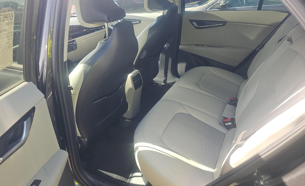 Used 2023 Kia Niro Wind w/ Wind Preserve Package FWD image 16