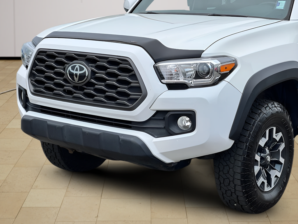 Used 2022 Toyota Tacoma TRD Off-Road w/ Technology Package AWD/4WD image 32