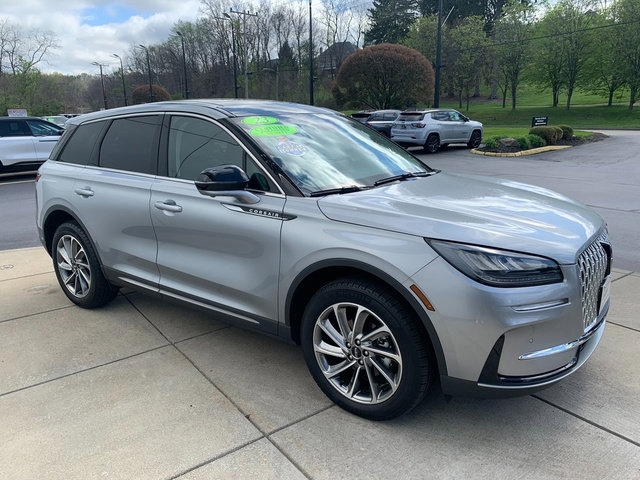 Used 2023 Lincoln Corsair AWD w/ Equipment Group 101A image 8