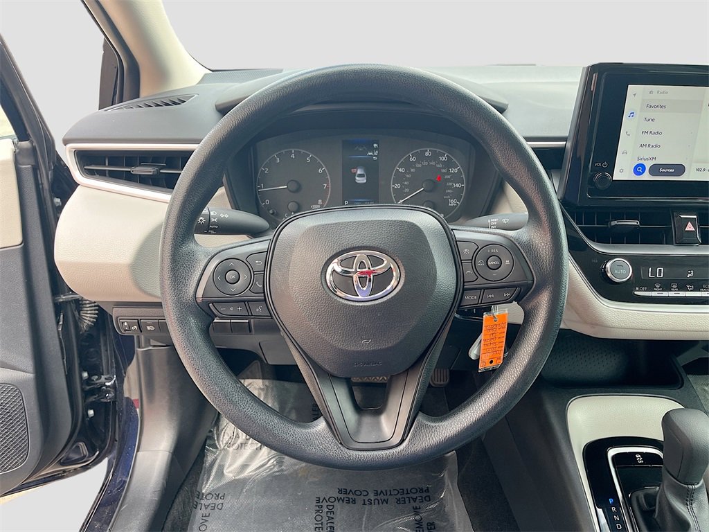 Used 2025 Toyota Corolla LE image 11