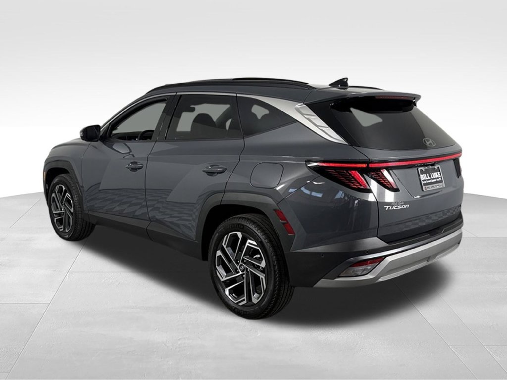 Used 2026 Hyundai Tucson Limited AWD/4WD image 9