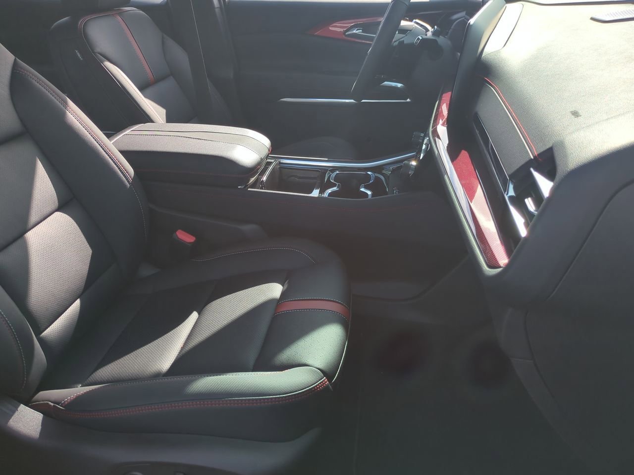New 2026 Chevrolet Traverse RS AWD/4WD image 29