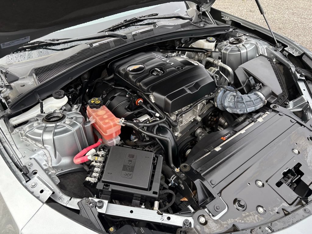 Used 2023 Chevrolet Camaro LT RWD image 21