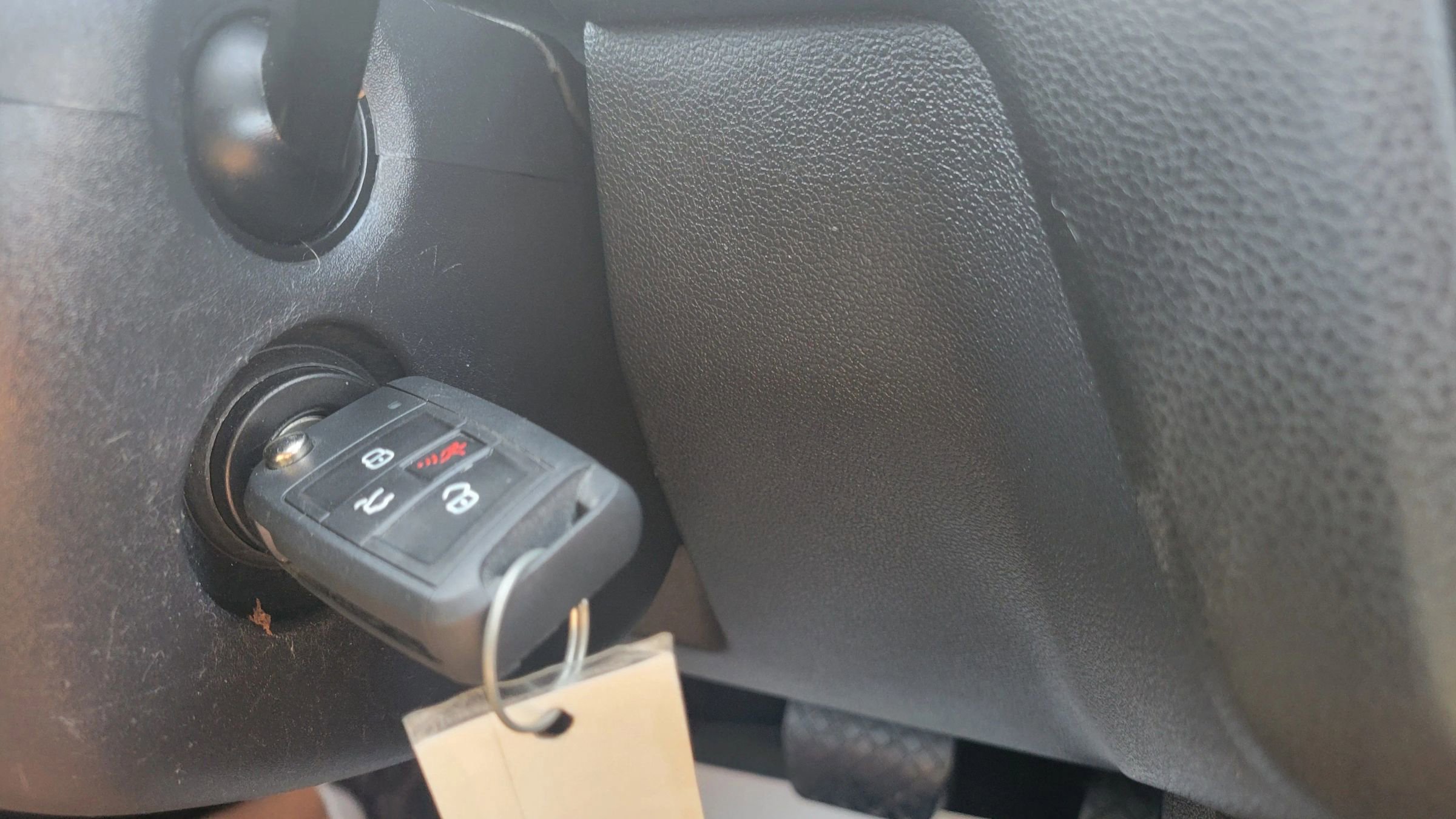 Used 2018 Volkswagen Tiguan S image 27