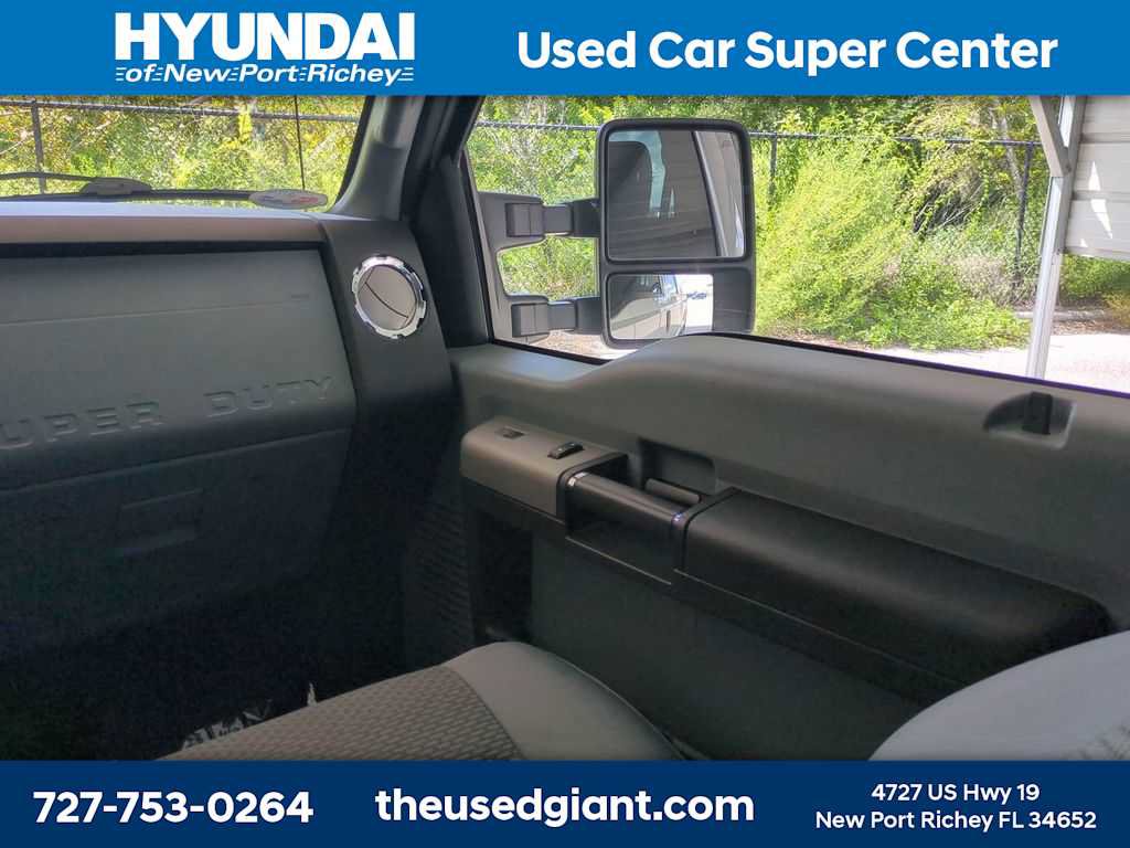 Used 2016 Ford F250 XLT w/ XLT Premium Package AWD/4WD image 17