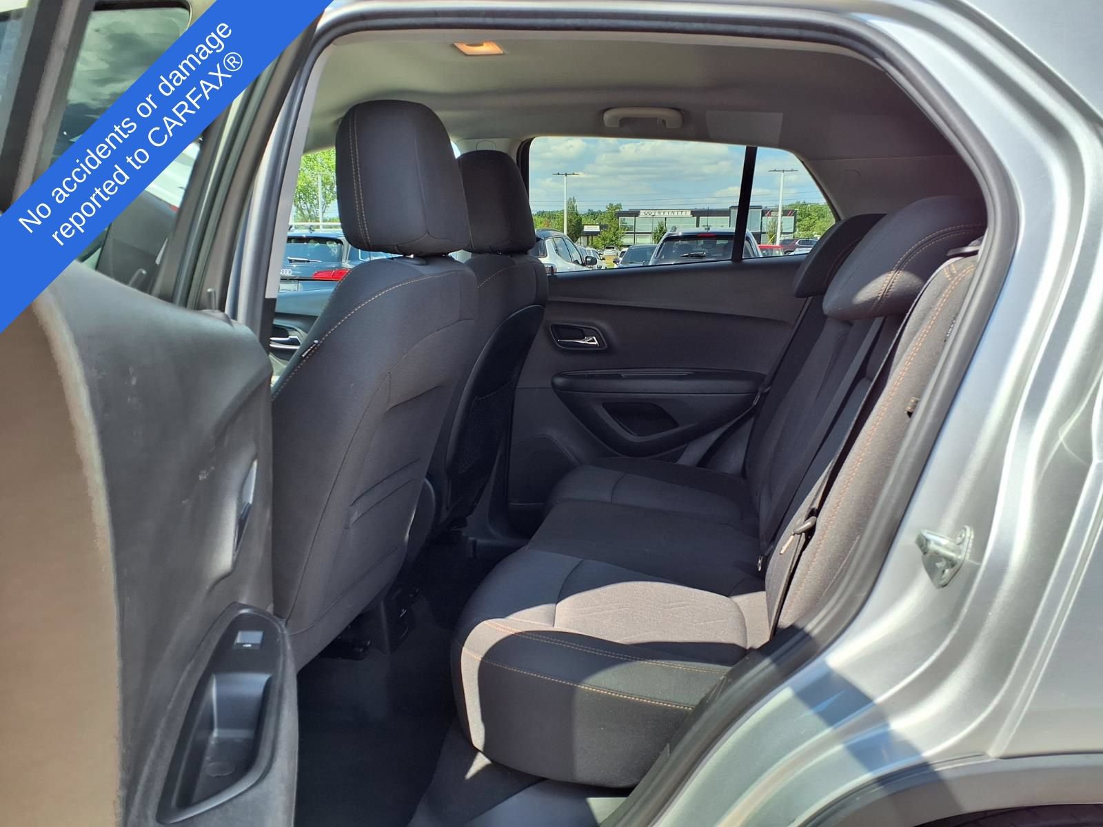 Used 2018 Chevrolet Trax LT FWD image 12