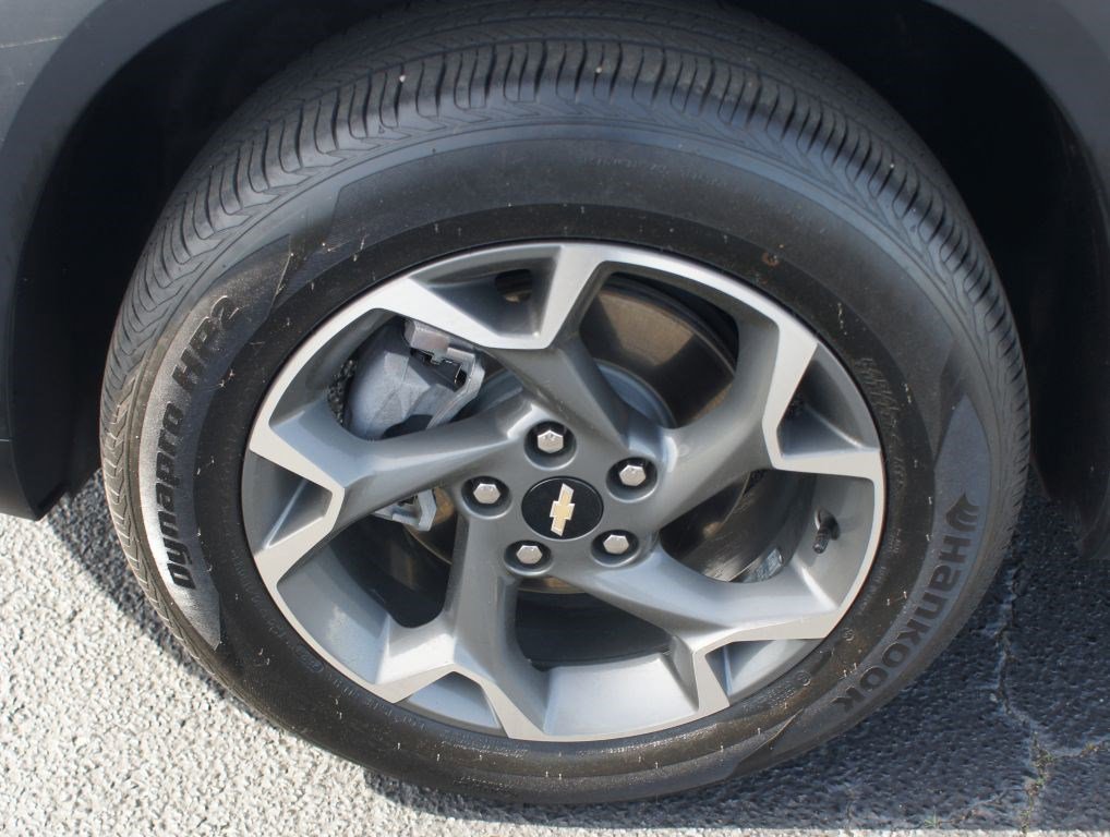 Used 2024 Chevrolet Trax LT w/ Driver Confidence Package image 24
