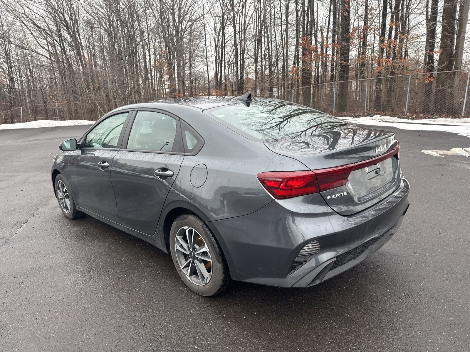 Used 2023 Kia Forte LXS image 6