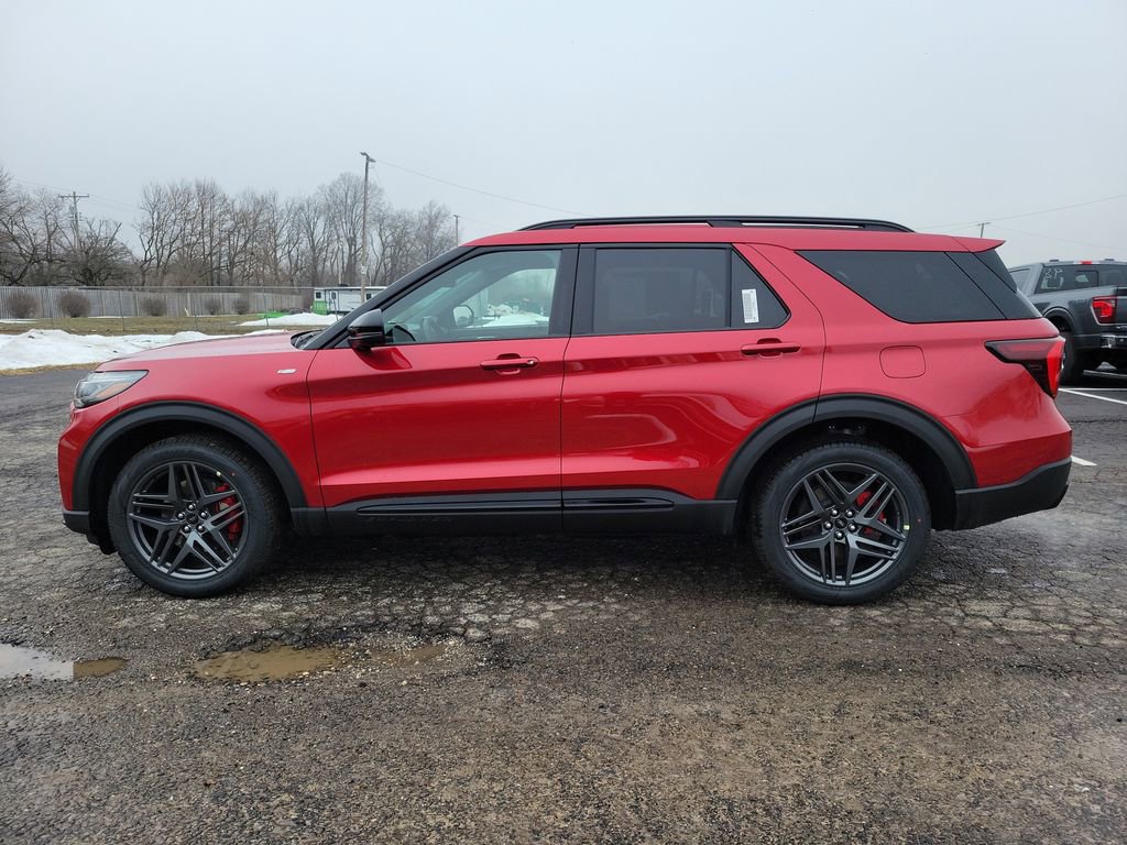 New 2026 Ford Explorer ST-Line w/ ST-Line Street Pack image 7