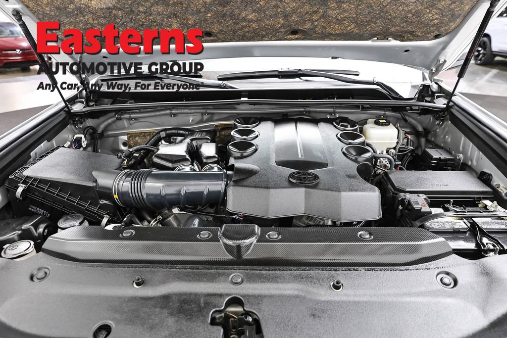Used 2024 Toyota 4Runner SR5 AWD/4WD image 7