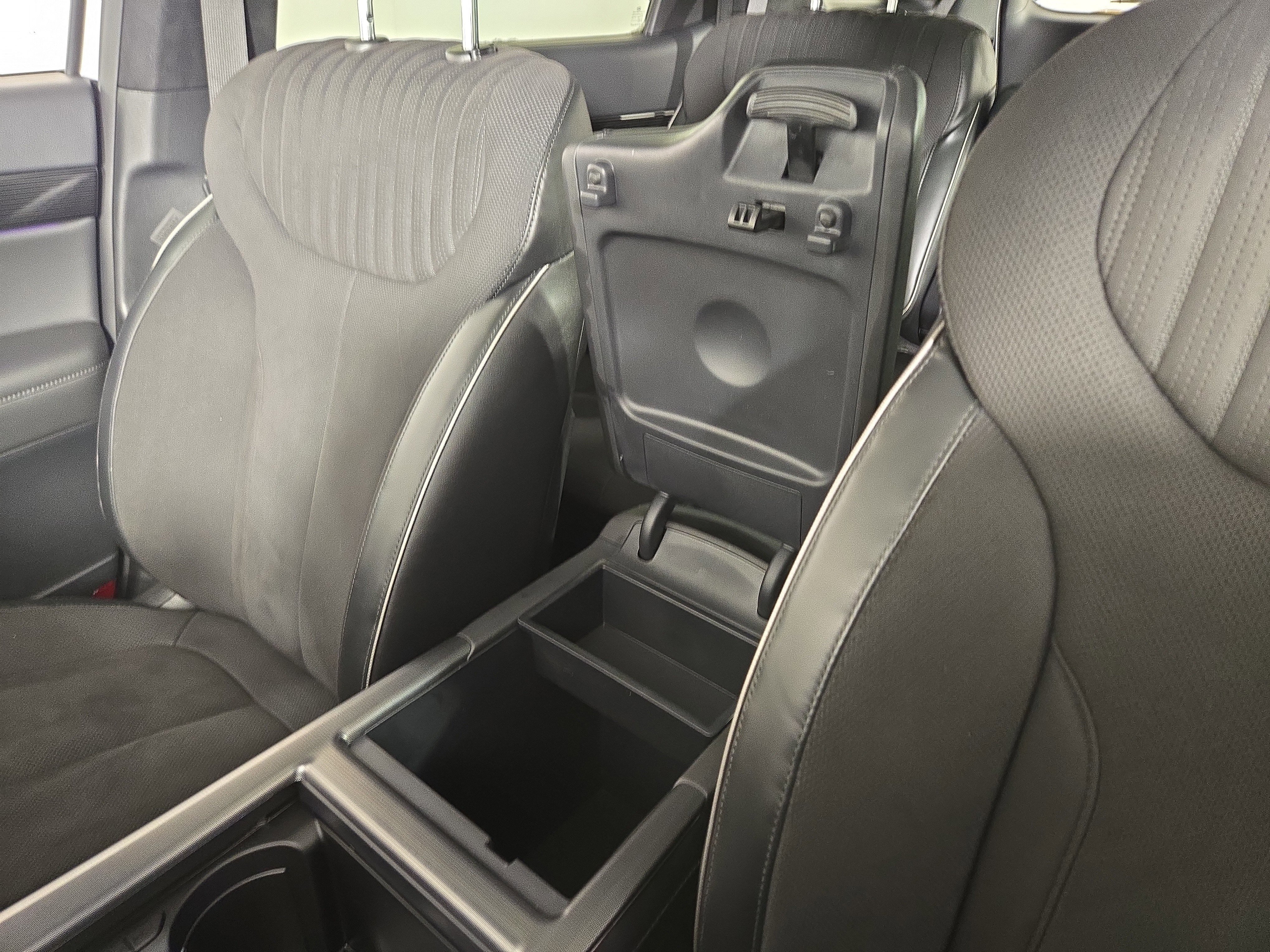 Used 2024 Hyundai Palisade Calligraphy image 29