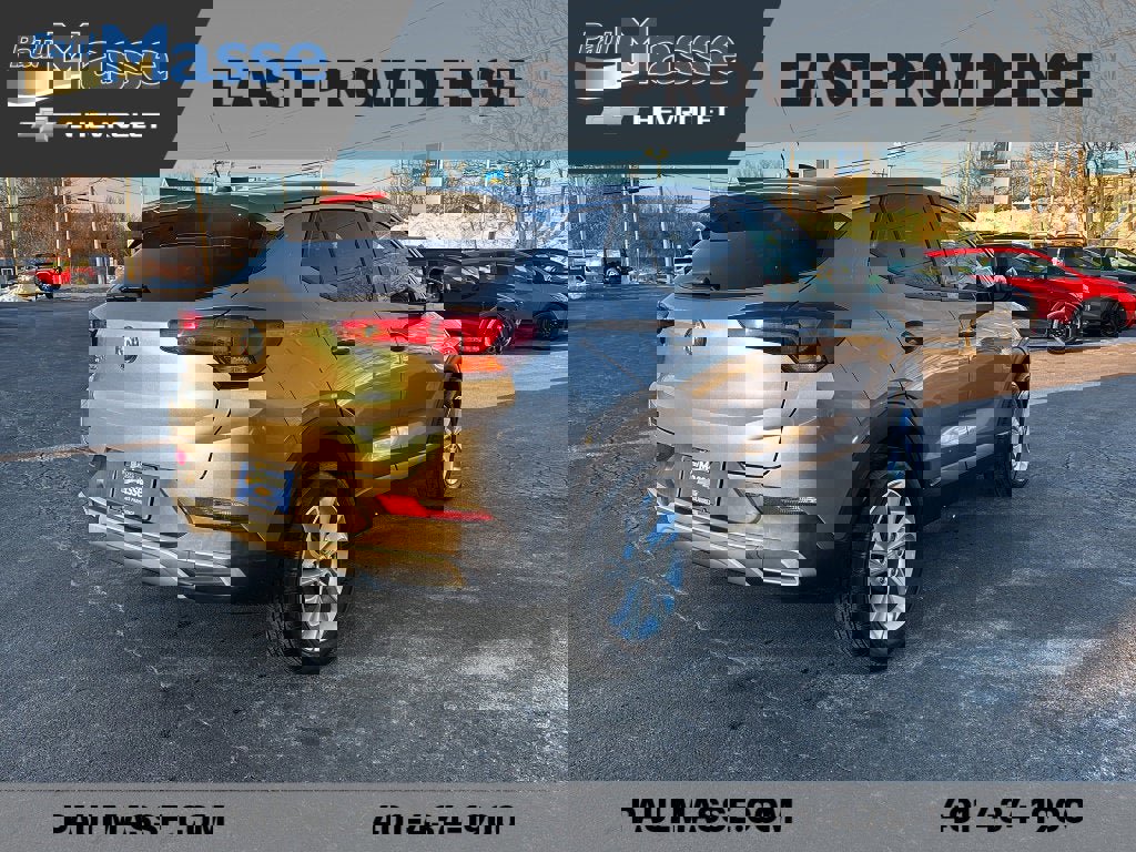 Used 2023 Buick Encore GX Preferred w/ Cold Weather Comfort Package image 7