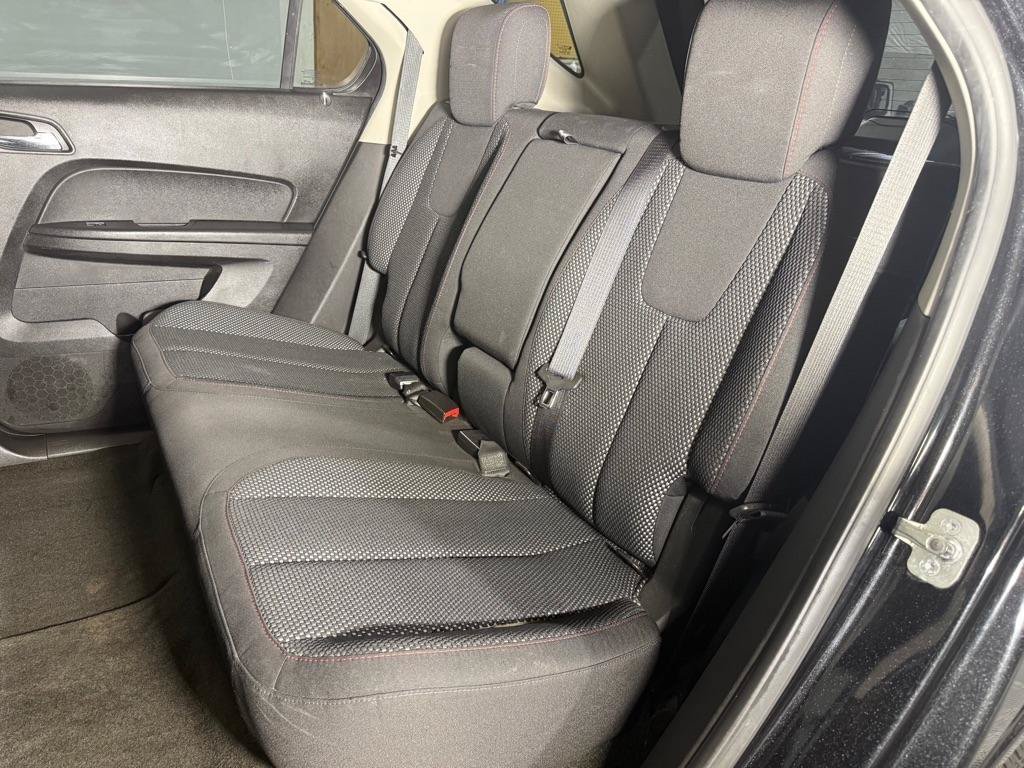 Used 2010 Chevrolet Equinox LT FWD image 23