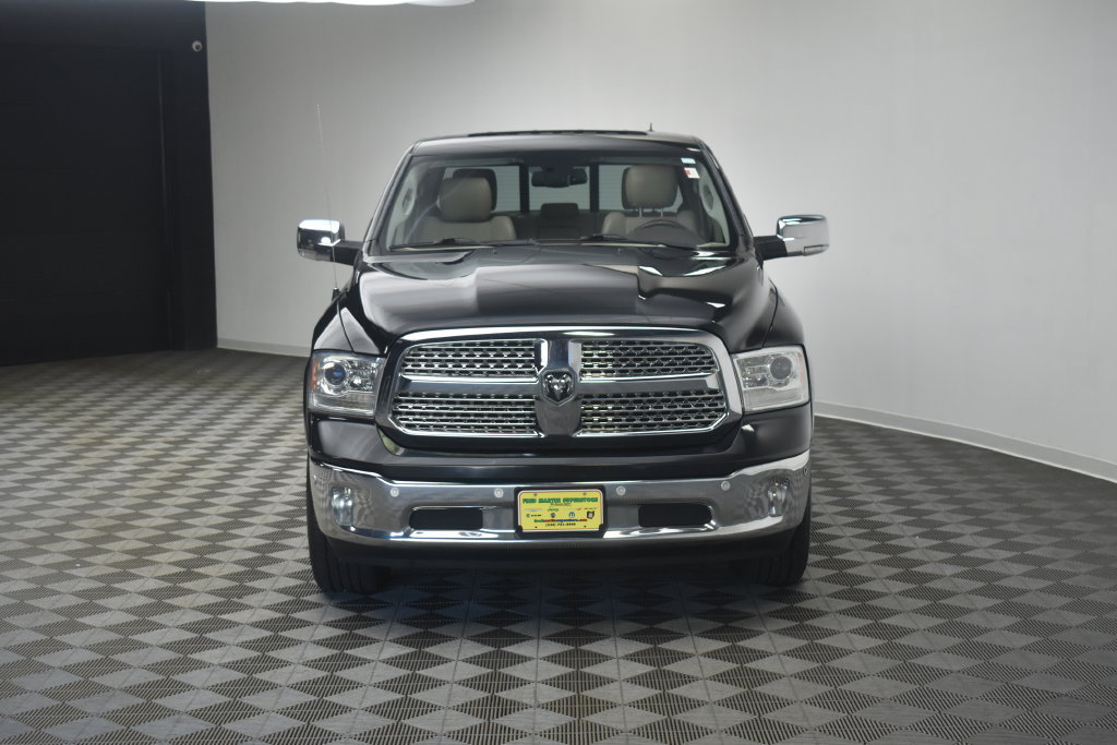 Used 2016 RAM 1500 Laramie w/ Convenience Group AWD/4WD image 18