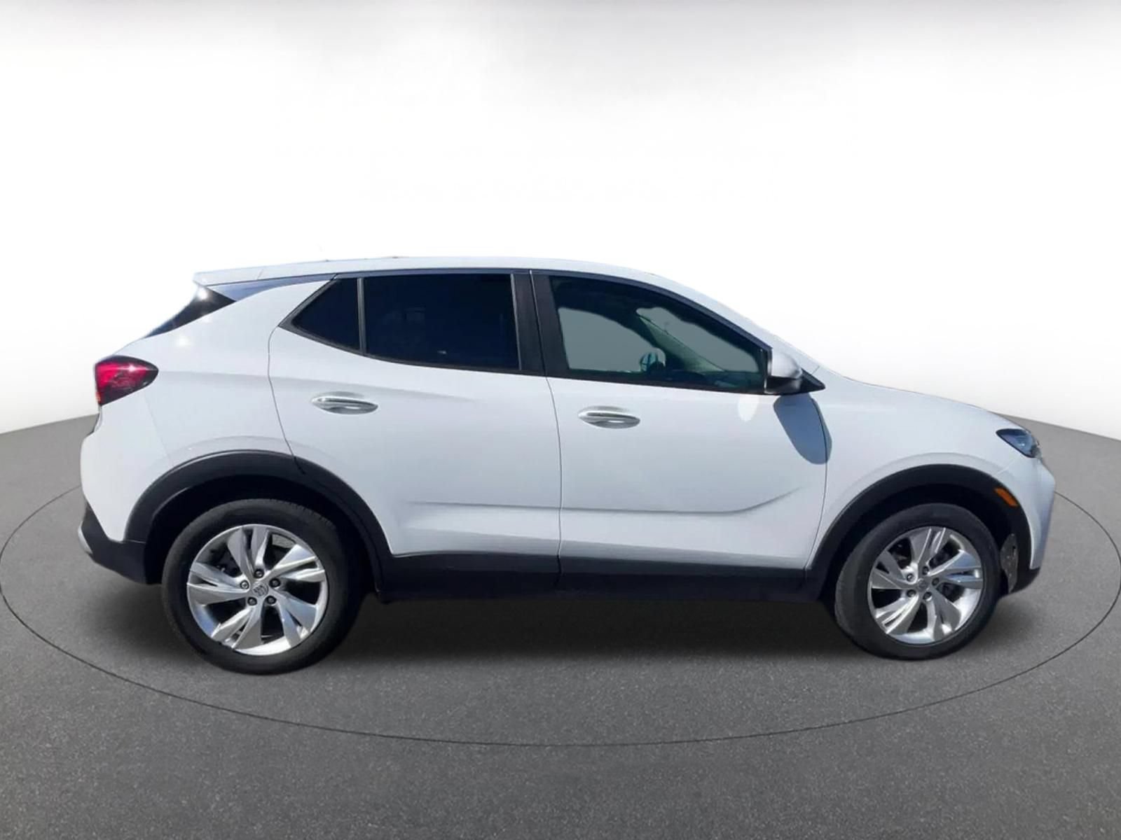 Used 2025 Buick Encore GX Preferred FWD image 15