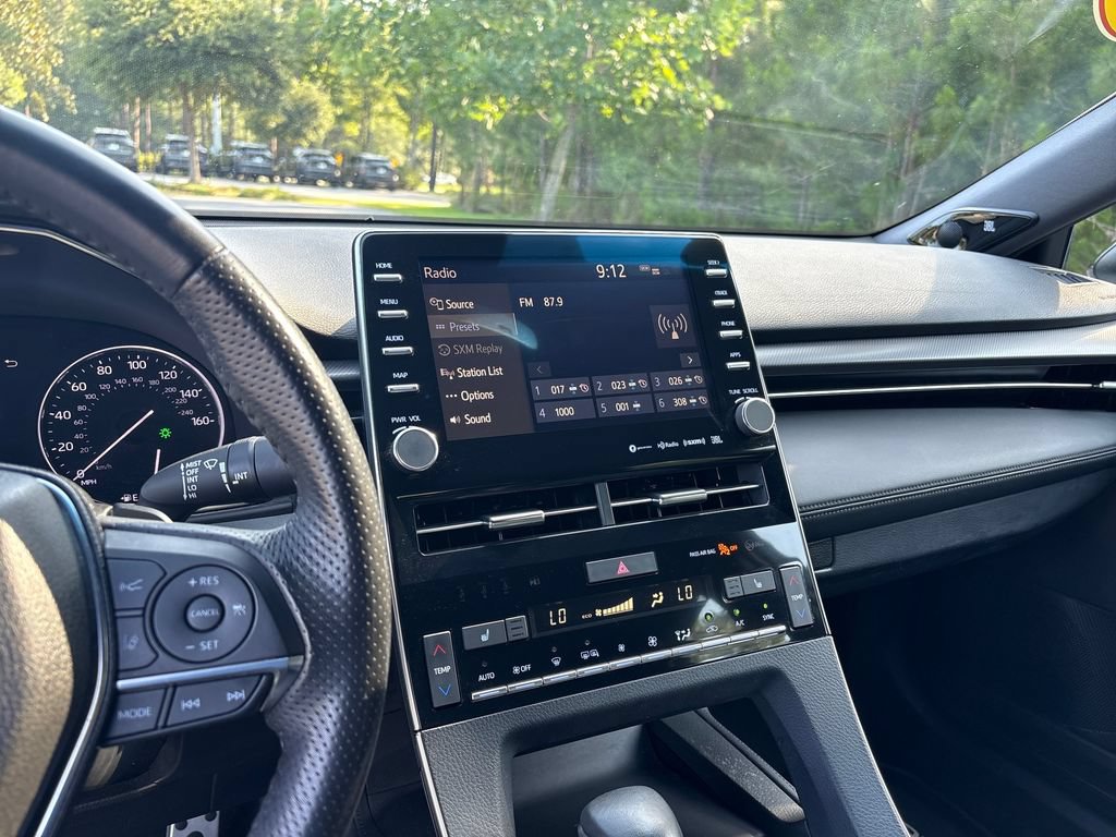 Used 2019 Toyota Avalon XSE w/ All Weather Liner Package FWD image 17
