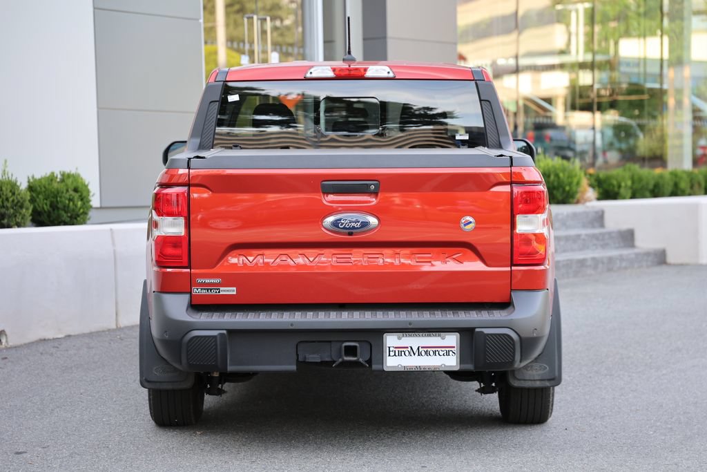 Used 2024 Ford Maverick Lariat FWD image 3