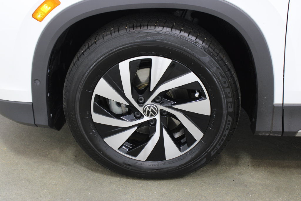 Used 2026 Volkswagen Tiguan S FWD image 25