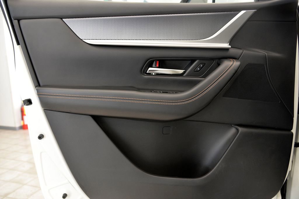 Certified 2024 MAZDA CX-90 Plug-In Hybrid w/ Premium Plus image 14