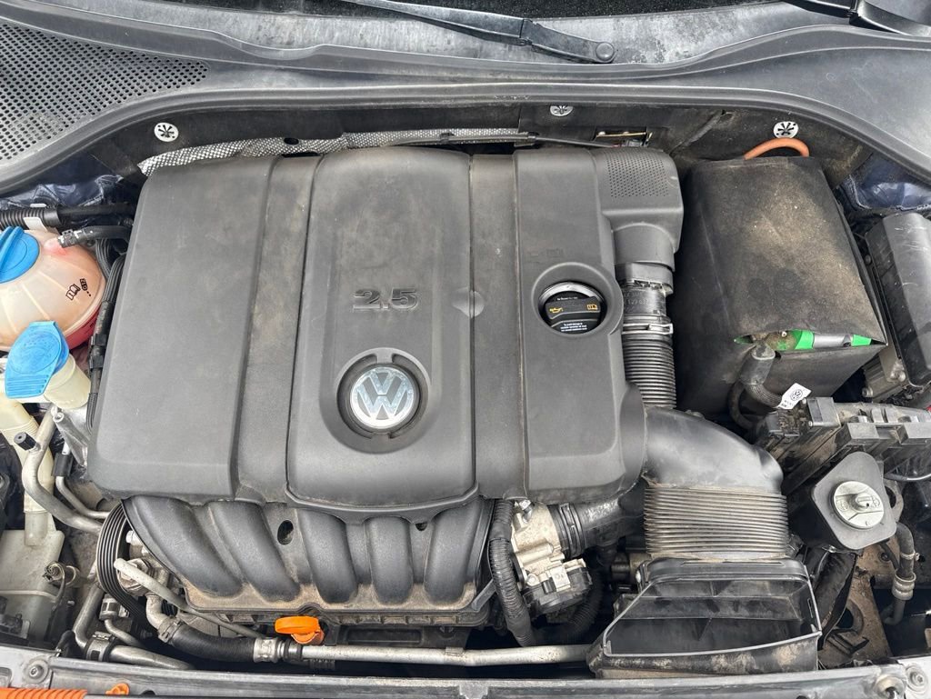 Used 2012 Volkswagen Passat 2.5 SE FWD image 28